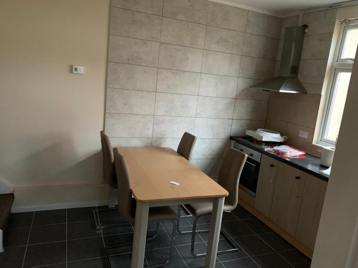 Weedon Road Dallington (Northamptonshire) المظهر الخارجي الصورة